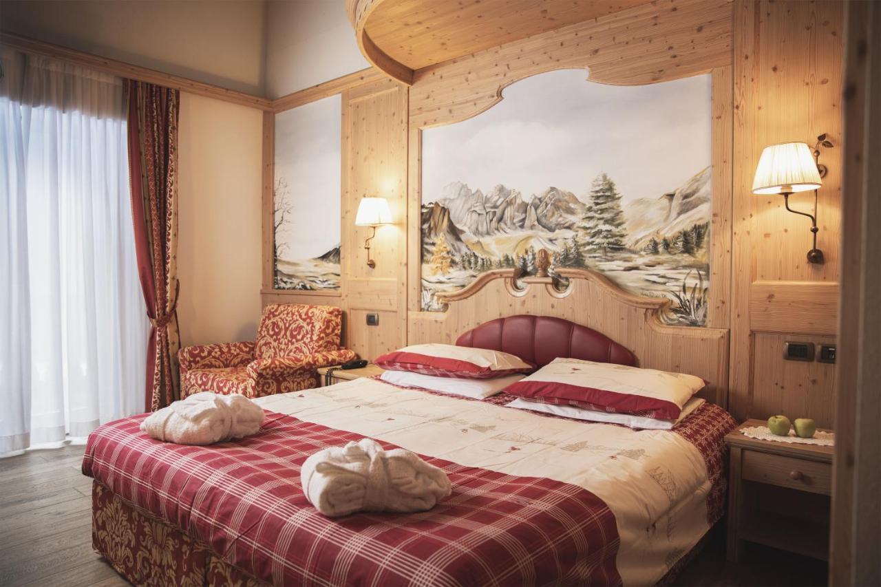 Hotel Rubino Deluxe Campitello di Fassa Esterno foto