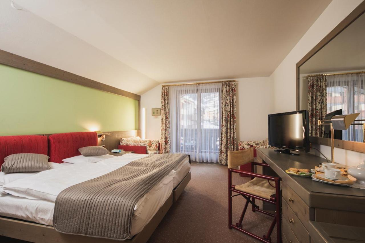 Hotel Rubino Deluxe Campitello di Fassa Esterno foto
