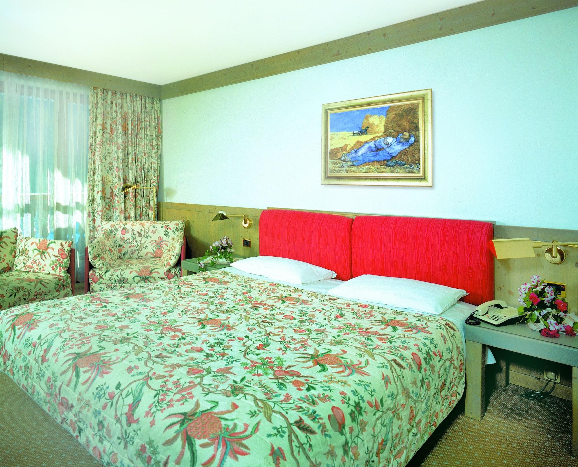 Hotel Rubino Deluxe Campitello di Fassa Esterno foto