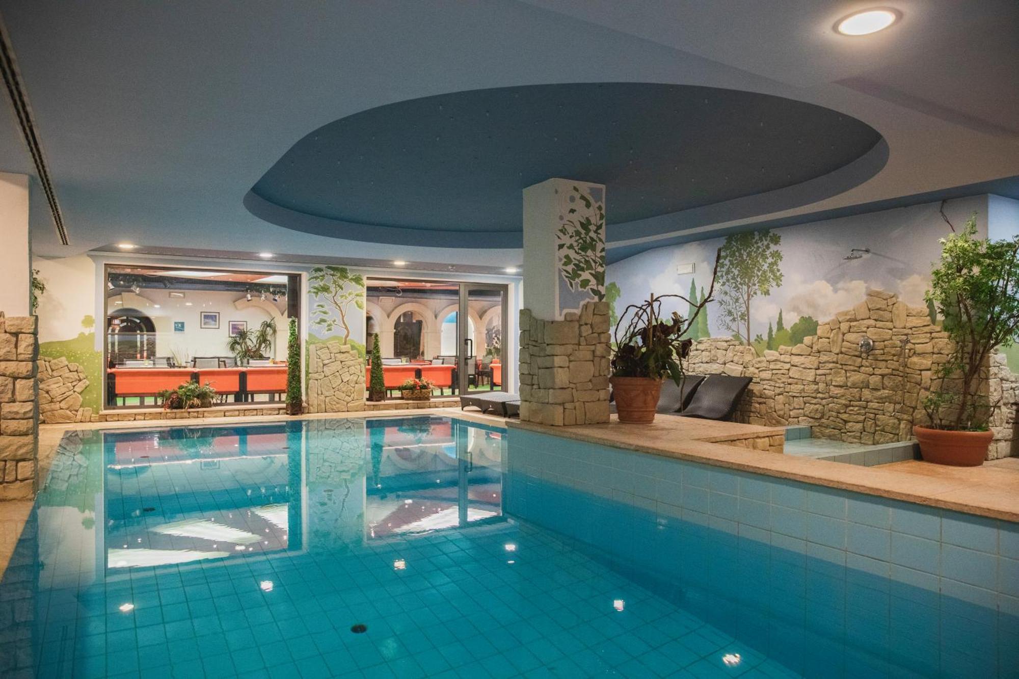 Hotel Rubino Deluxe Campitello di Fassa Esterno foto